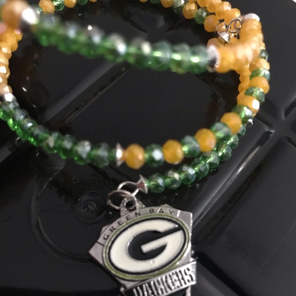 Green Bay packers wire bracelet - Picture 3 of 4